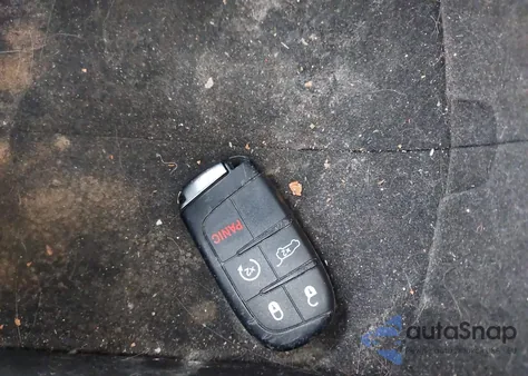 2018 Jeep Grand Cherokee Overland 4X2 z USA, uszkodzony, nr VIN 1C4RJECGXJC238979